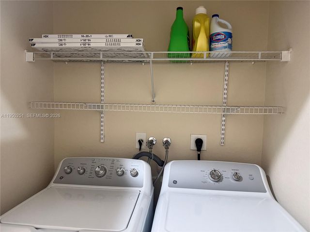 5400 NW 107th Ave 416, Doral, FL 33178