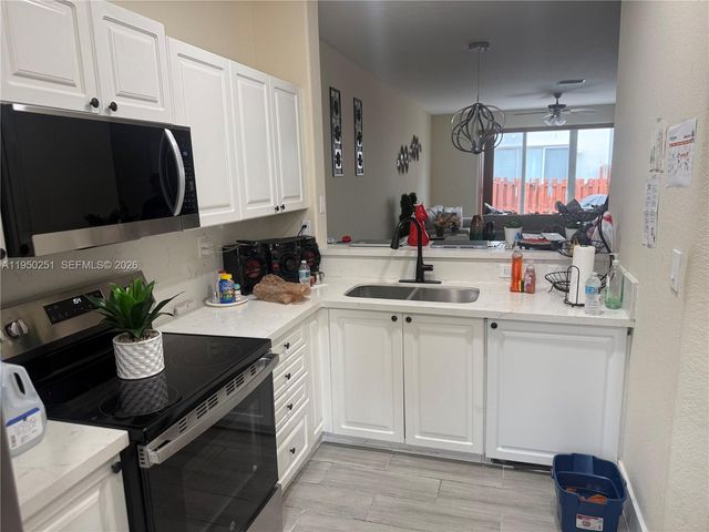 5400 NW 107th Ave 416, Doral, FL 33178