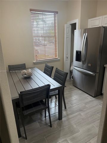 5400 NW 107th Ave 416, Doral, FL 33178