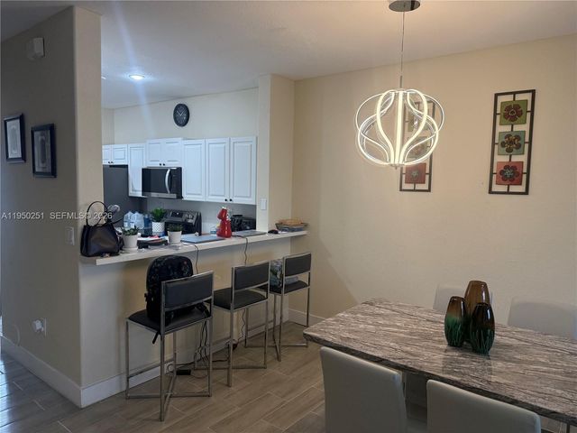 5400 NW 107th Ave 416, Doral, FL 33178