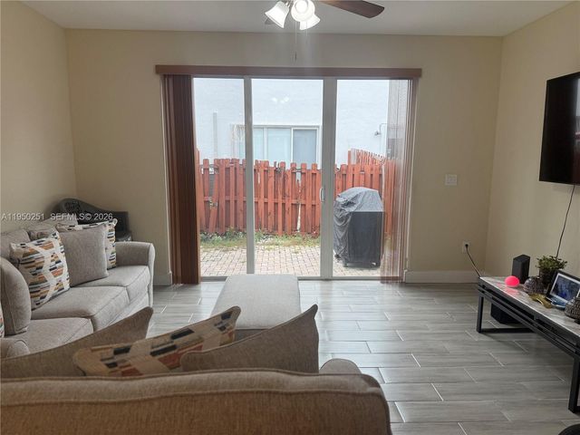 5400 NW 107th Ave 416, Doral, FL 33178