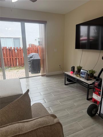 5400 NW 107th Ave 416, Doral, FL 33178