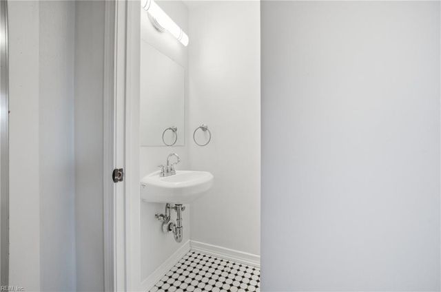 855 Cathedral DR, Virginia Beach, VA 23455