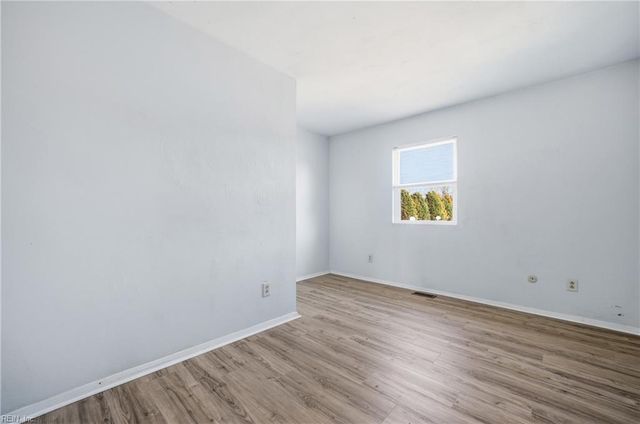 855 Cathedral DR, Virginia Beach, VA 23455