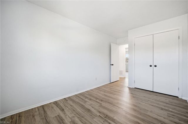 855 Cathedral DR, Virginia Beach, VA 23455