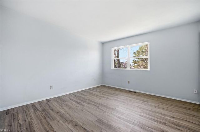 855 Cathedral DR, Virginia Beach, VA 23455