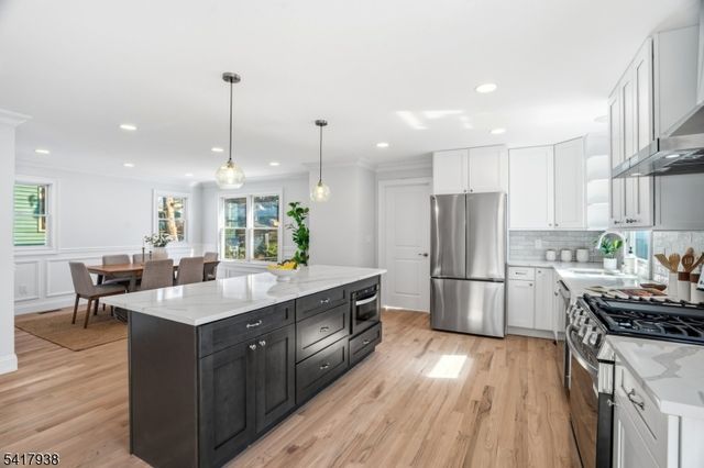 402 Riverview Ave, North Arlington Boro, NJ 07031