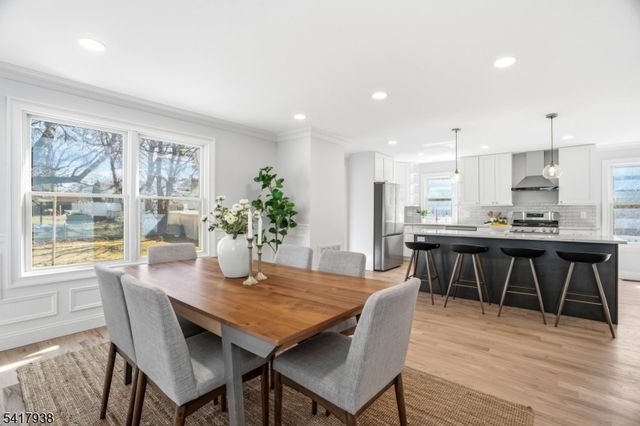 402 Riverview Ave, North Arlington Boro, NJ 07031