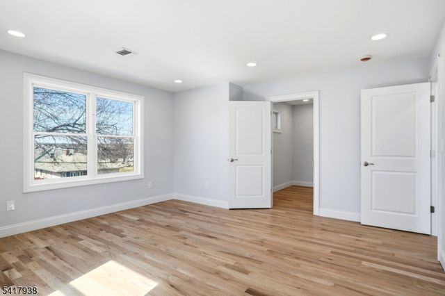 402 Riverview Ave, North Arlington Boro, NJ 07031