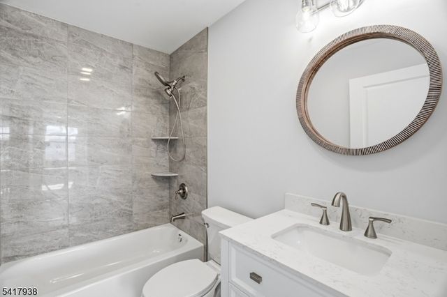 402 Riverview Ave, North Arlington Boro, NJ 07031