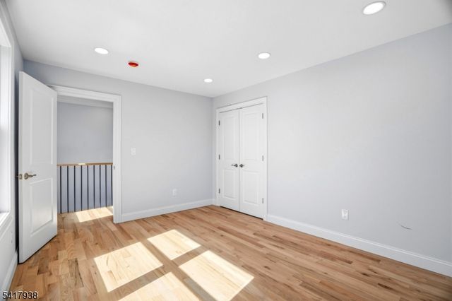 402 Riverview Ave, North Arlington Boro, NJ 07031