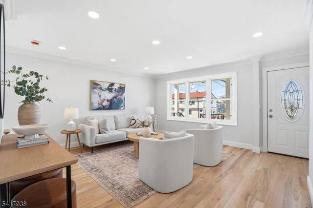 402 Riverview Ave, North Arlington Boro, NJ 07031