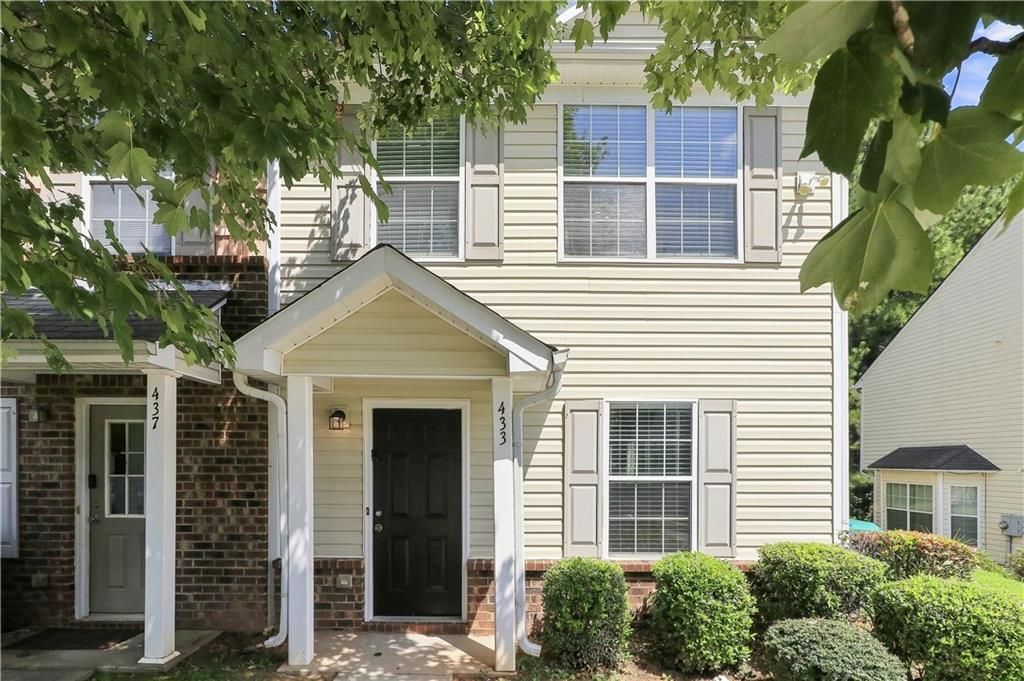433 Inkberry Drive, South Fulton, GA 30349