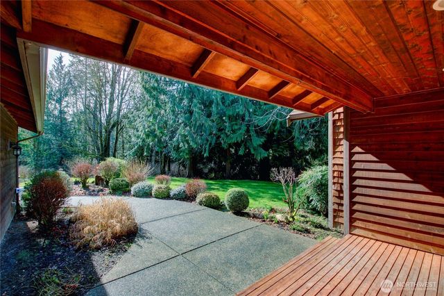 5707 316th Street NW, Stanwood, WA 98292