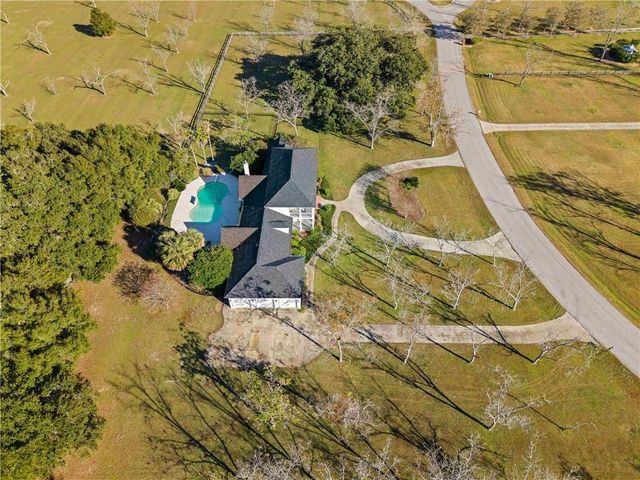 13167 Dominion Drive, Fairhope, AL 36532