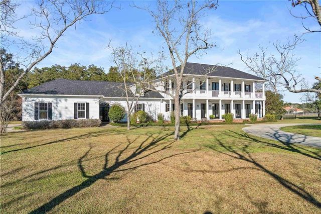 13167 Dominion Drive, Fairhope, AL 36532