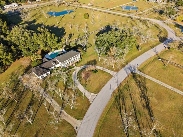 13167 Dominion Drive, Fairhope, AL 36532