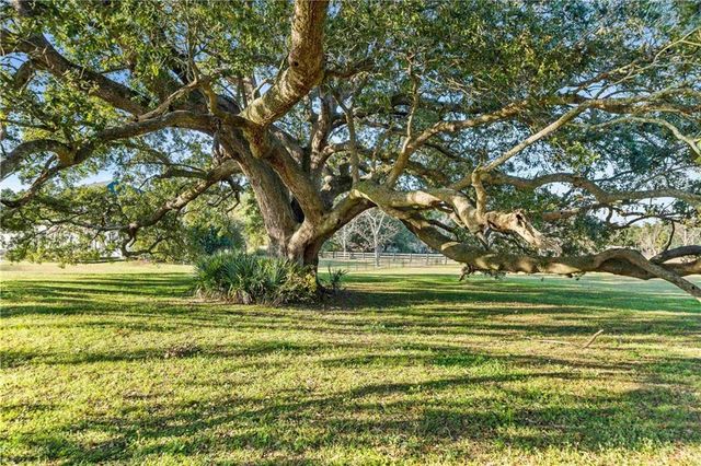 13167 Dominion Drive, Fairhope, AL 36532