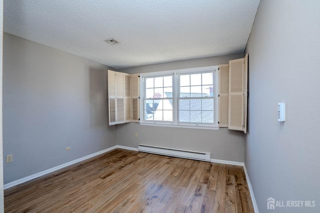 137 N Plymouth Lane, Monroe, NJ 08831