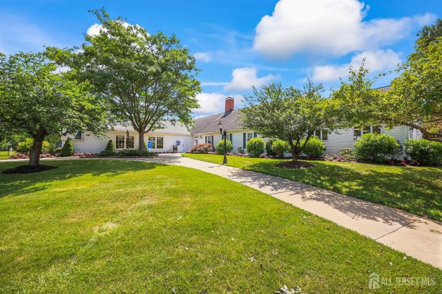 137 N Plymouth Lane, Monroe, NJ 08831