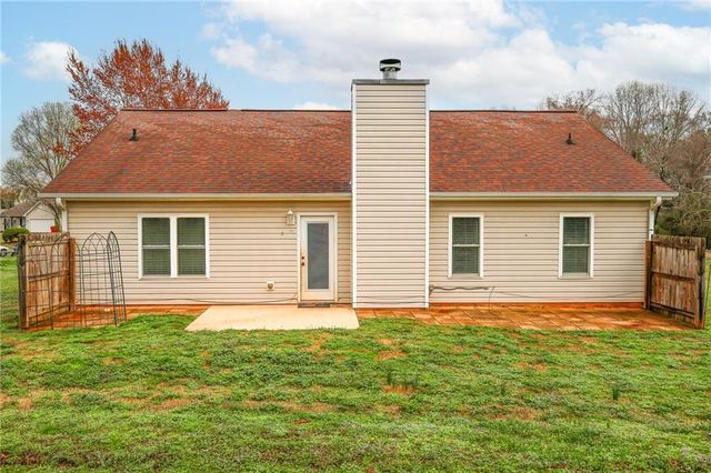 715 Summerfield Road, Winder, GA 30680