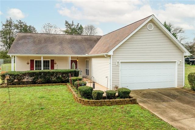 715 Summerfield Road, Winder, GA 30680