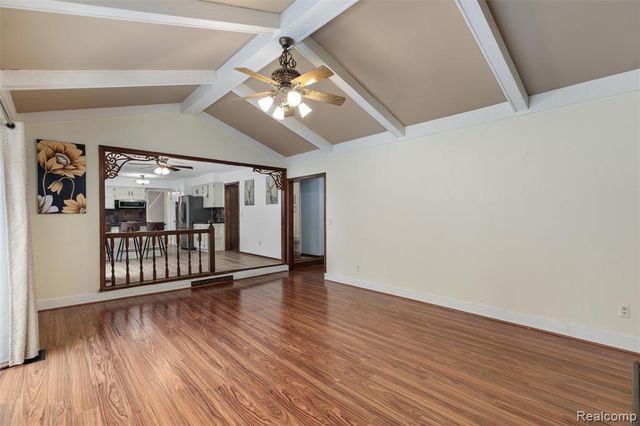 450 Timberline Drive, Rochester Hills, MI 48309