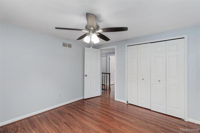 450 Timberline Drive, Rochester Hills, MI 48309