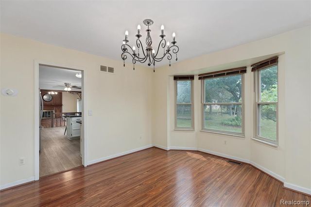 450 Timberline Drive, Rochester Hills, MI 48309