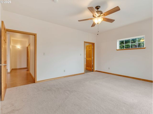 1805 BROADWAY St, Seaside, OR 97138