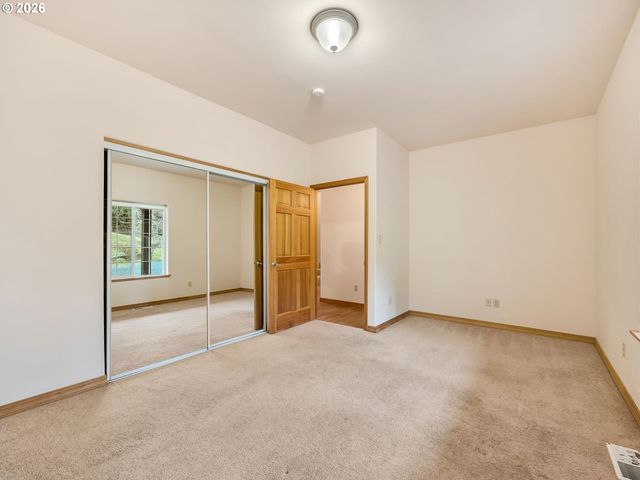 1805 BROADWAY St, Seaside, OR 97138