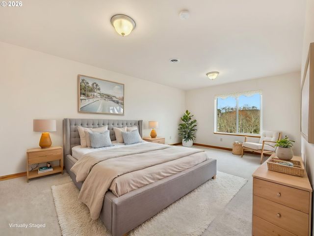 1805 BROADWAY St, Seaside, OR 97138