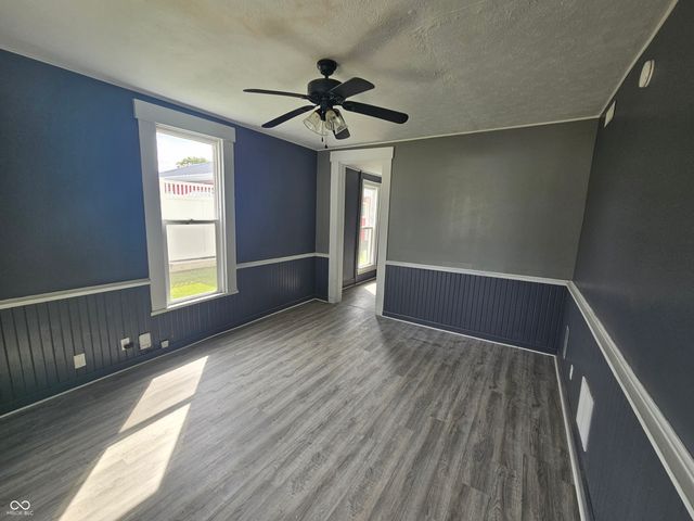 105 W Wabash Street, Converse, IN 46919