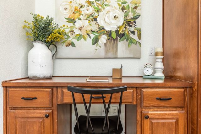 721 Austin Avenue B, Waco, TX 76701