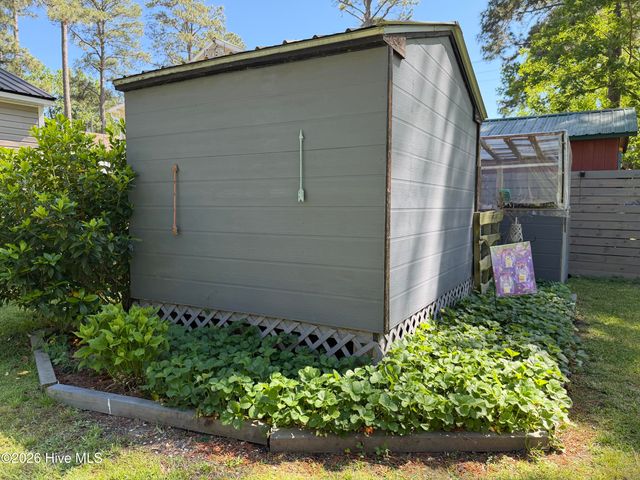 158 Boss Hog Avenue, Belhaven, NC 27810
