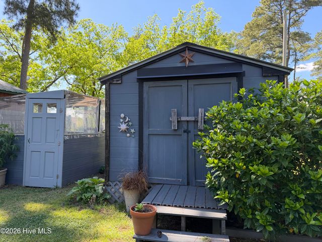 158 Boss Hog Avenue, Belhaven, NC 27810