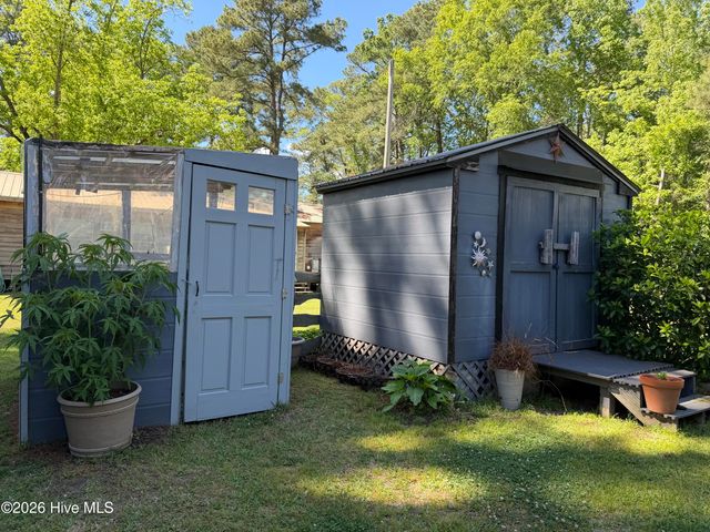 158 Boss Hog Avenue, Belhaven, NC 27810