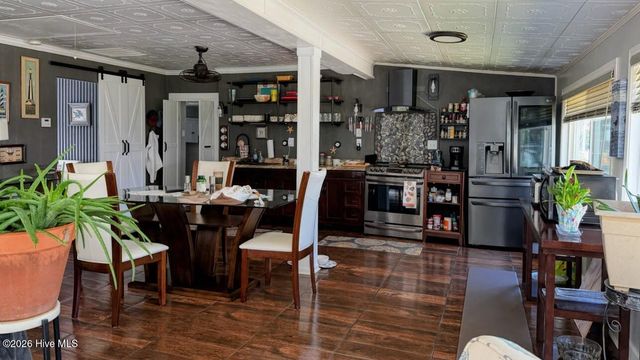 158 Boss Hog Avenue, Belhaven, NC 27810
