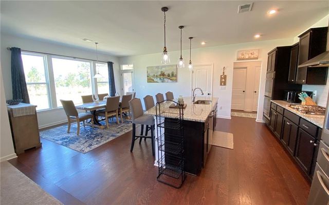 13 Candlewood Lane, Hoschton, GA 30548
