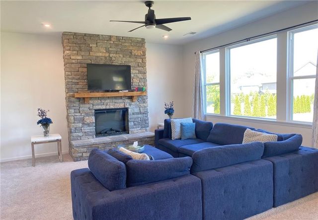 13 Candlewood Lane, Hoschton, GA 30548