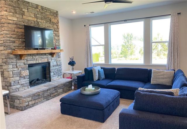 13 Candlewood Lane, Hoschton, GA 30548