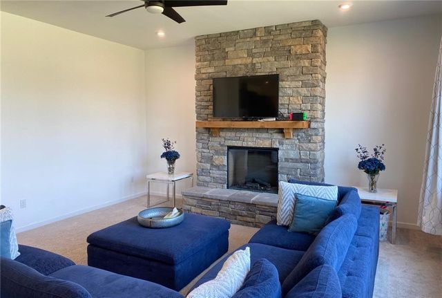 13 Candlewood Lane, Hoschton, GA 30548