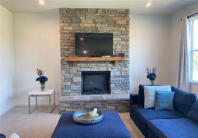 13 Candlewood Lane, Hoschton, GA 30548