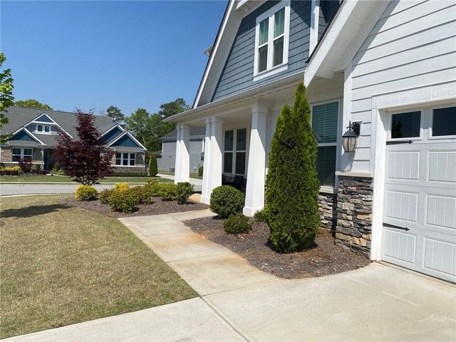 13 Candlewood Lane, Hoschton, GA 30548