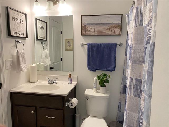 13 Candlewood Lane, Hoschton, GA 30548