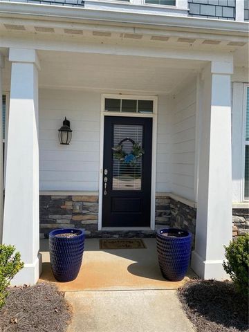 13 Candlewood Lane, Hoschton, GA 30548