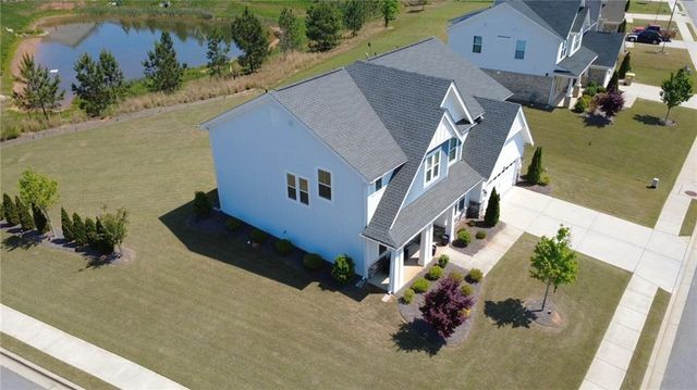 13 Candlewood Lane, Hoschton, GA 30548