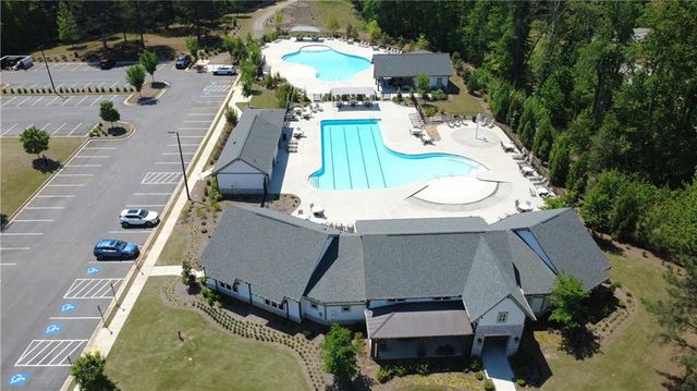13 Candlewood Lane, Hoschton, GA 30548