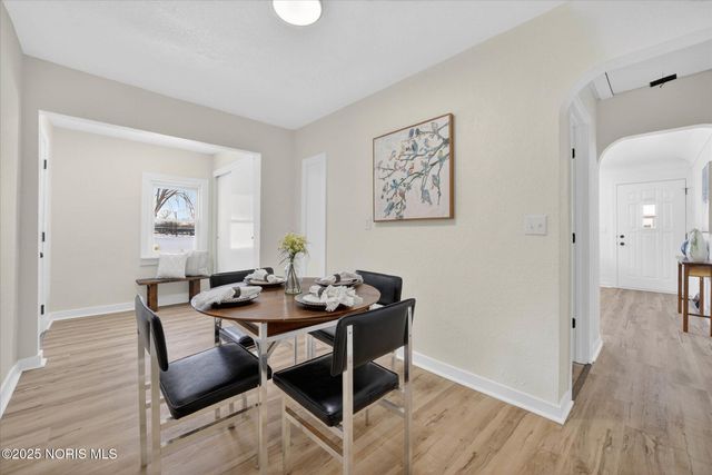 5051 Saint Aubin Drive, Toledo, OH 43615