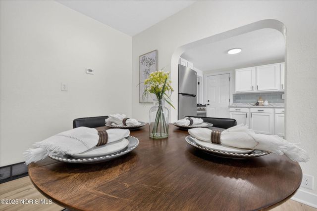 5051 Saint Aubin Drive, Toledo, OH 43615